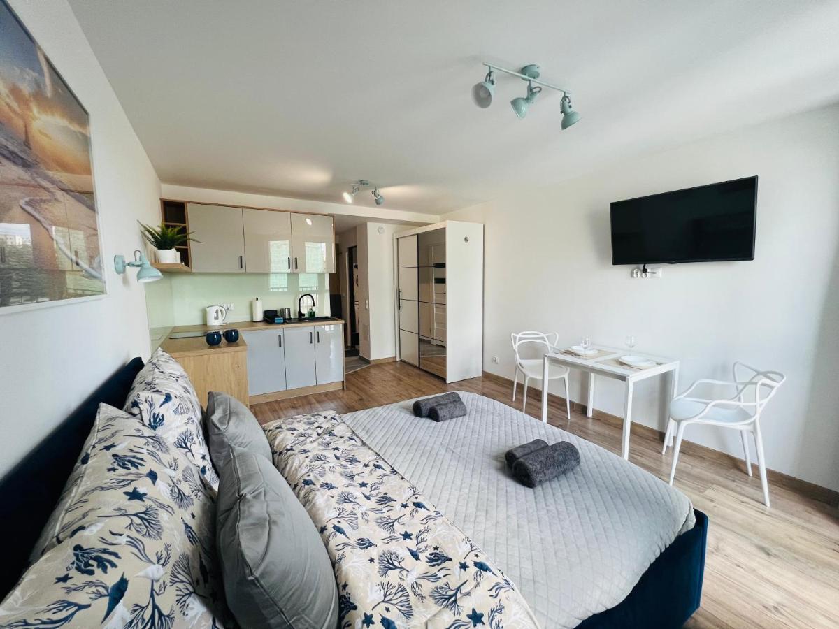 Mare E Monti Apartments Катовице Екстериор снимка